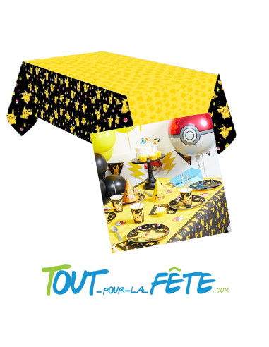 Nappe Pokémon © 1.80 mètre x 1.2 mètre