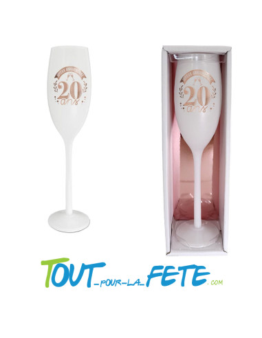 Flute de champagne par âge blanc et rose