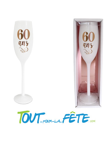 Flute de champagne par âge blanc et rose