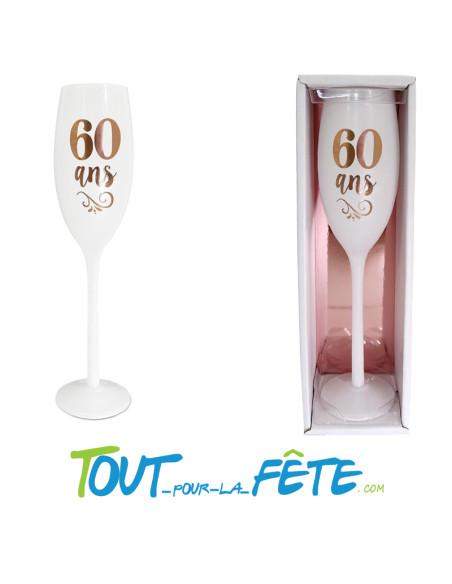 Flute de champagne par âge blanc et rose